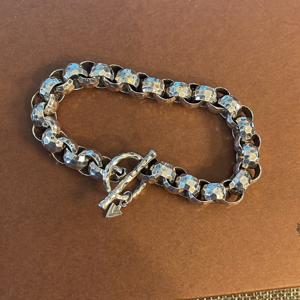 B1610 Silpada Retired Hammered Link Bracelet